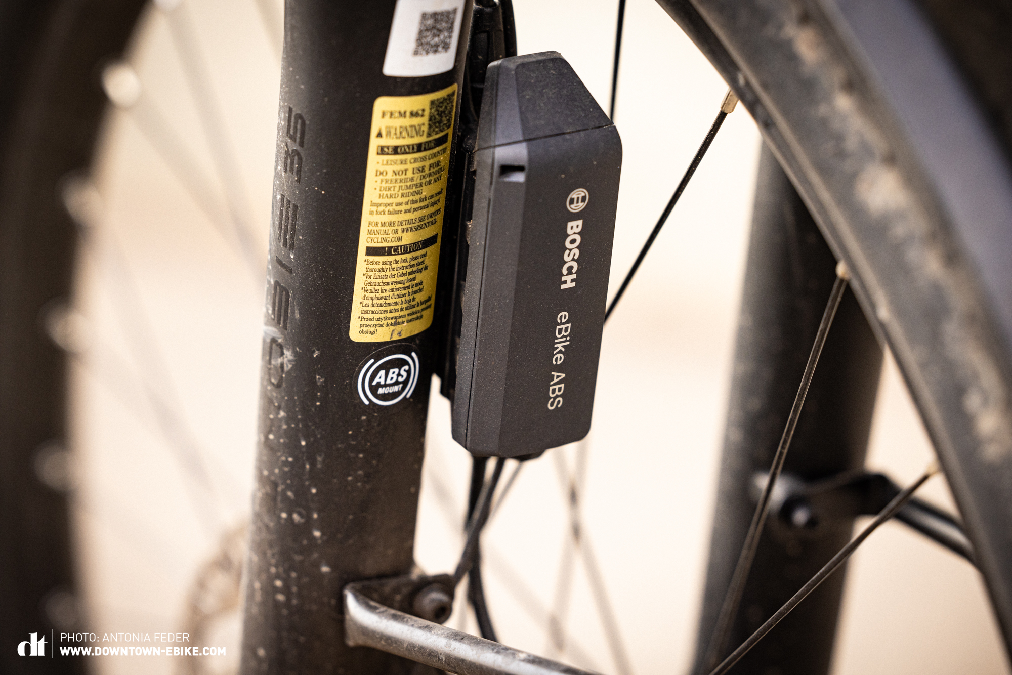 Bosch ABS am Fahrrad mit einem Fahrrad-Hundeanhänger in Kombination führt zu mehr Sicherheit. 